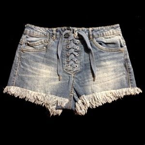 Gianni Bini Denim Shoe Lace Shorts